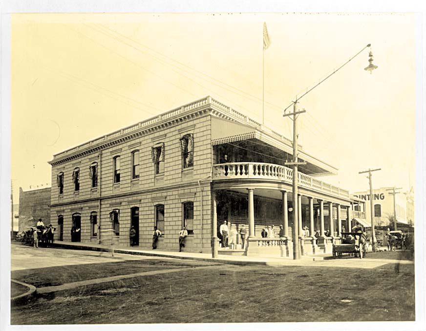 Honolulu. Old Post Office, corner of Merchant and Bethel Streets, after 1900