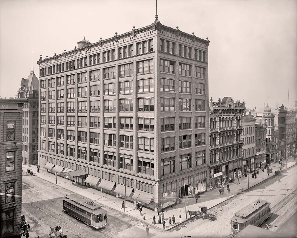 Indianapolis, Indiana. LS Ayres and Co department store, 1905