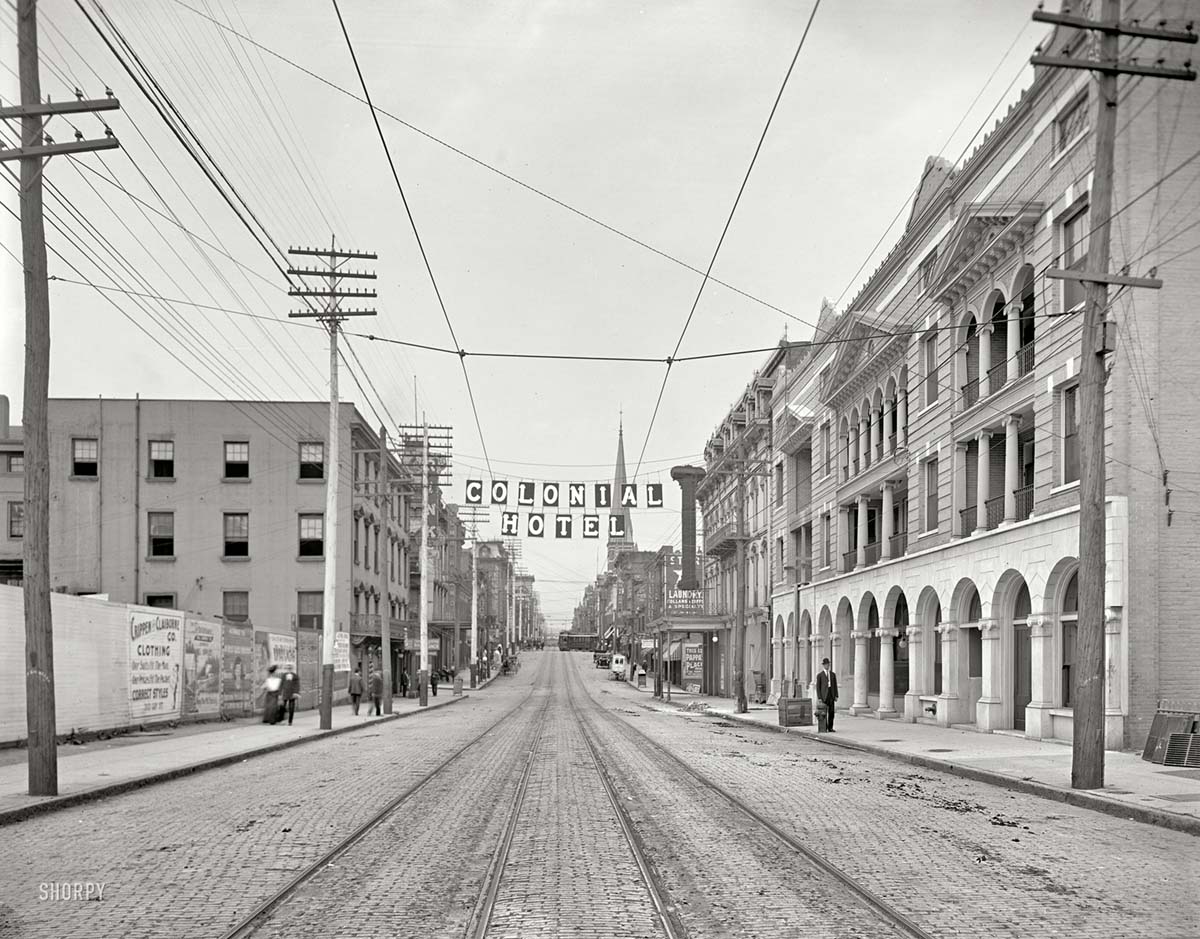 Knoxville. Gay Street, Colonial Hotel, circa 1910