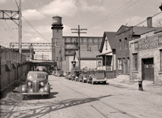 Milwaukee. Houses at Detroit and Van Buren streets near the electric railroad, April 1936