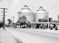 Montgomery. Cotton Oil Company tanks on the outskirts of Montgomery, 1936