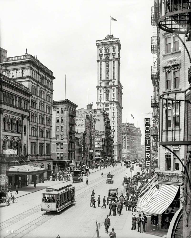 New York. Broadway and Times Building, 1915