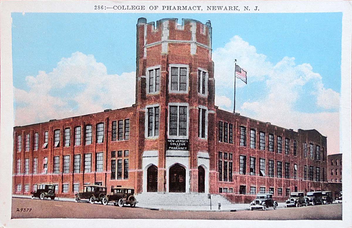Newark. College of Pharmacy