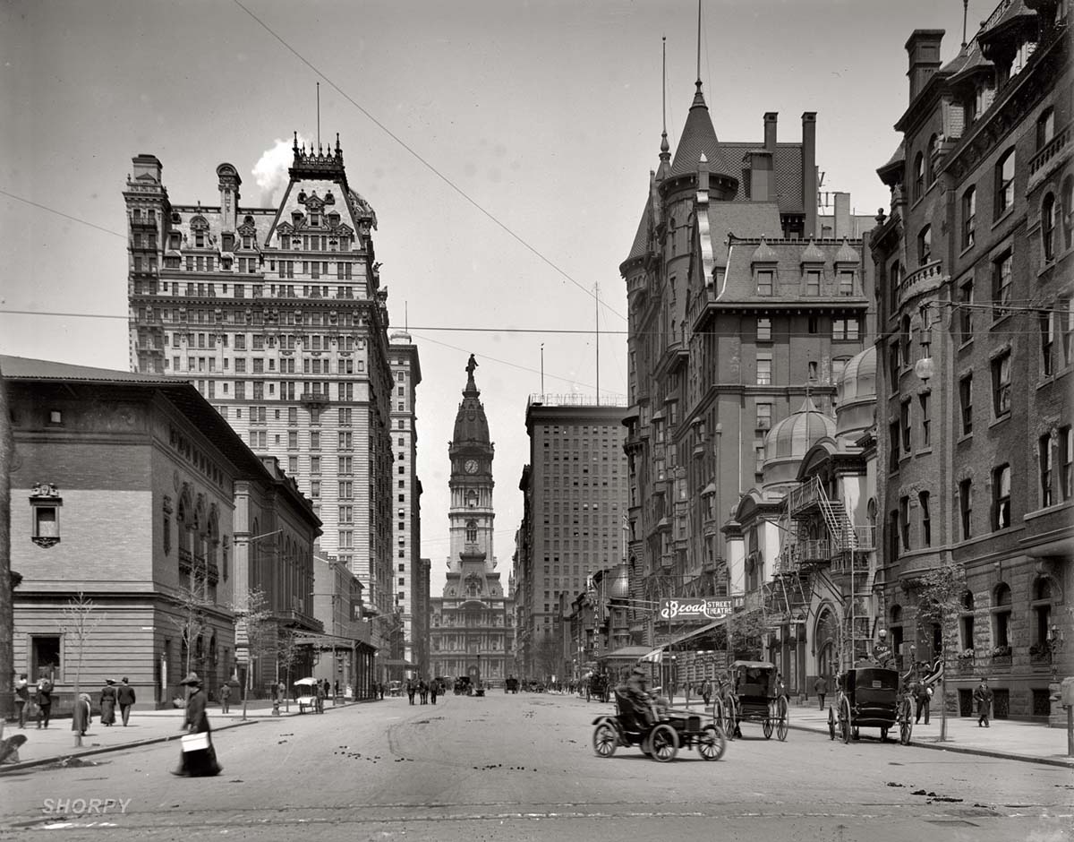 Philadelphia. Broad Street North from Spruce, 1905