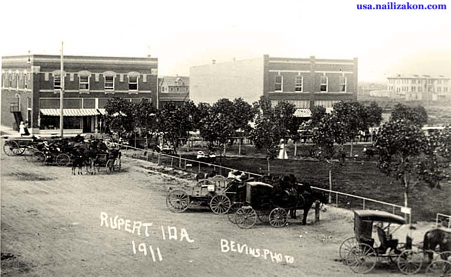 Rupert. Square, 1911