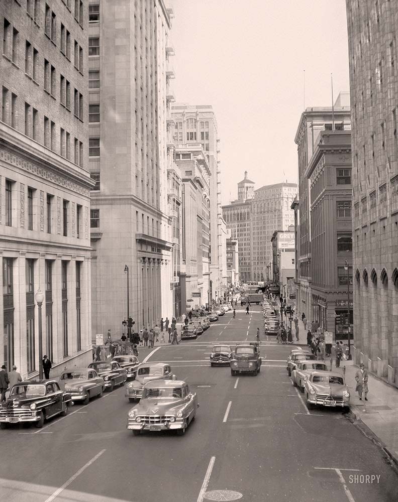 San Francisco, California. Pine Street at Montgomery, 1952
