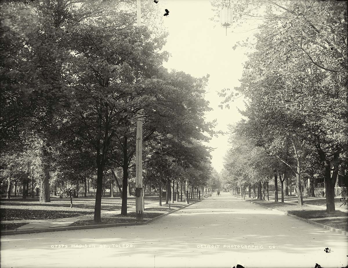 Toledo, Ohio. Madison Avenue, 1901