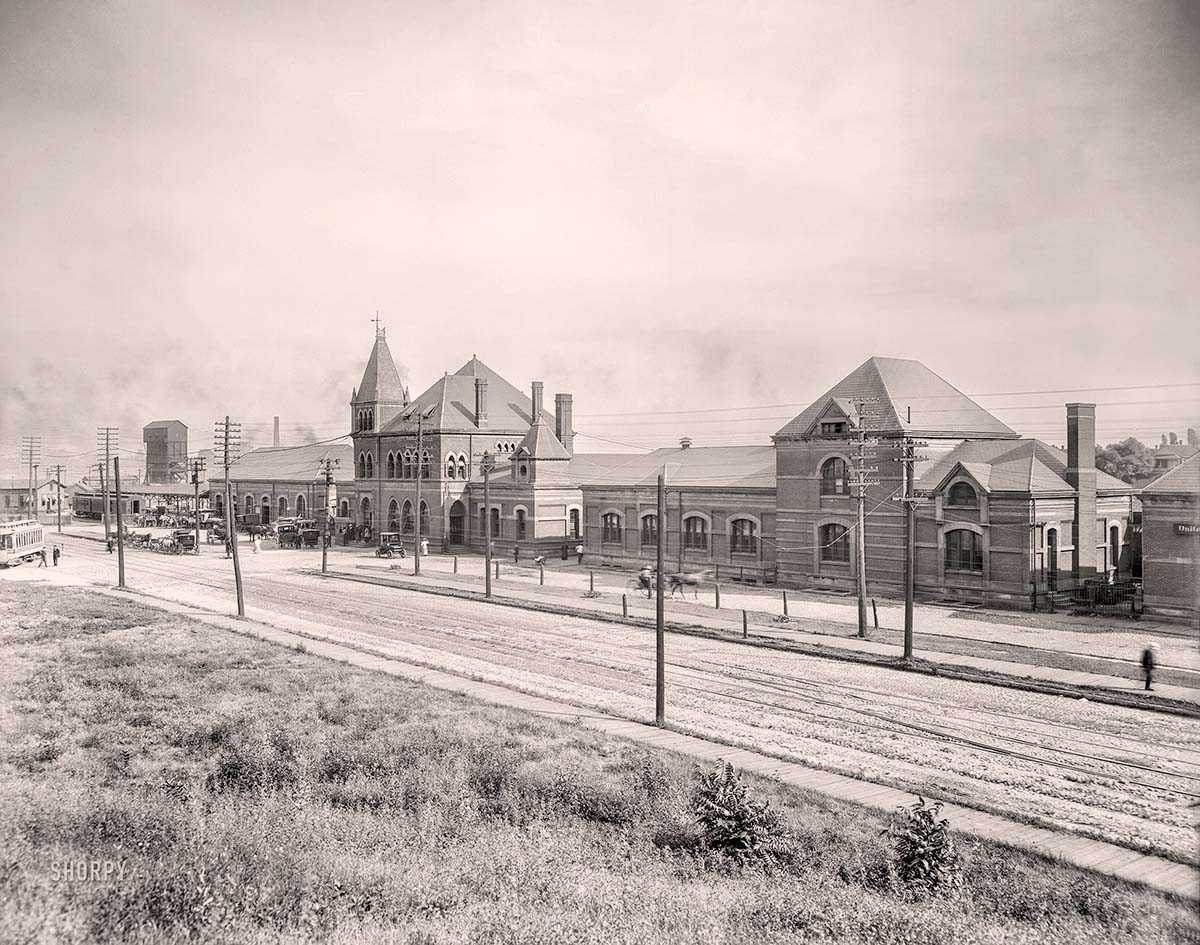 Toledo, Ohio. Union Station, circa 1905