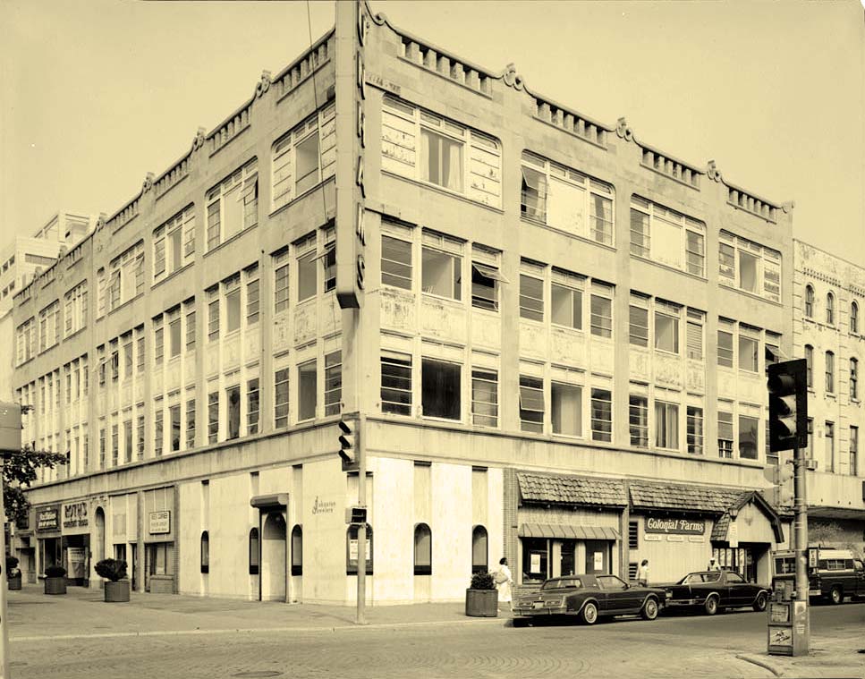 Trenton. Wallach Building, East State Street